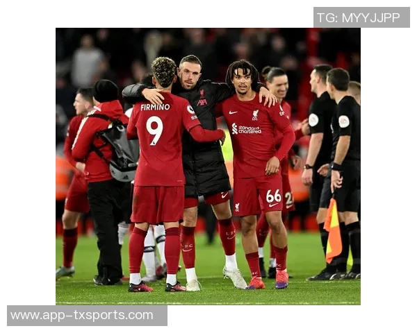 曼联阿森纳闭门友谊赛助伤员恢复状态展现球队团结精神