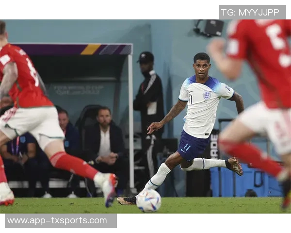 斯通斯因伤病考虑退役但仍是英格兰后防不可或缺的基石